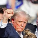 Что случилось с ухом Трампа?