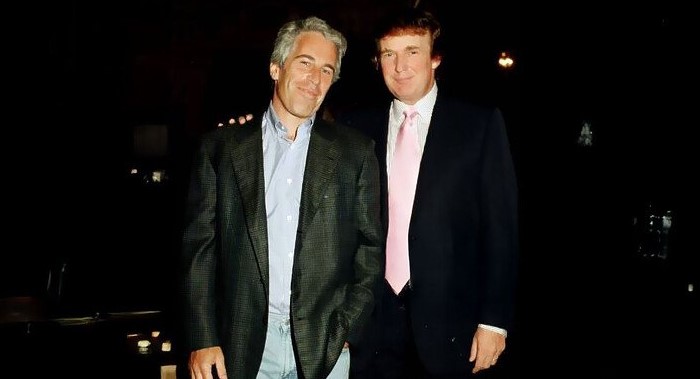 Демократы обнародовали письма Эпштейна, где упоминается Трамп 