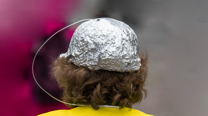 Истинное лицо «борца с конспирологами» масона Кузьмишина 