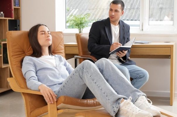 Что такое психодинамическая терапия и кому она может быть полезна?