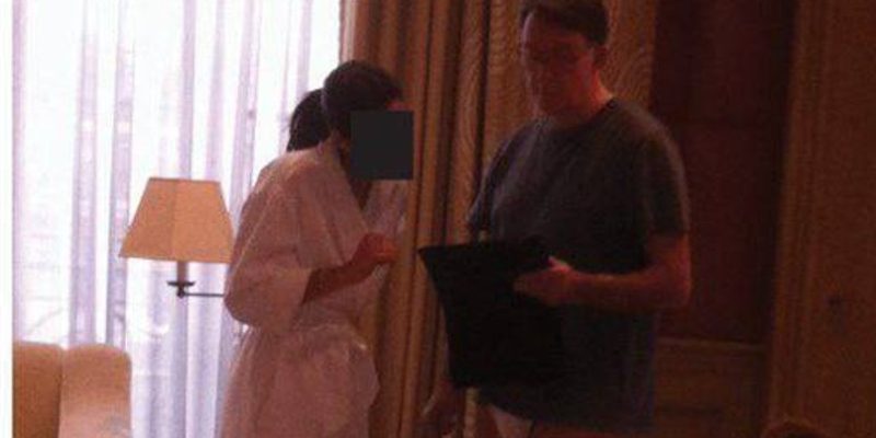 Лорд Питер Мандельсон покинул партию лейбористов после фото в трусах 