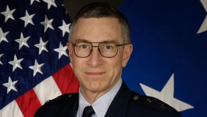 Исчез генерал, командовавший базой связанной с легендами о НЛО 