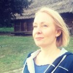 Вместо Ермака и Зеленского Украиной управляет… гадалка Вероника Фэншуй. И это не шутка