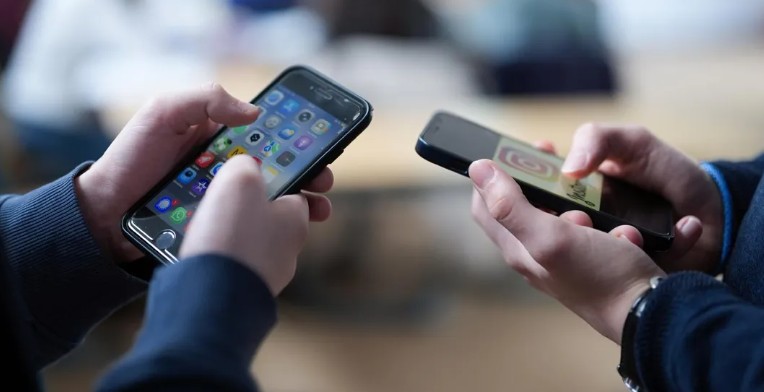Почему Instagram удаляет аккаунты: причины «Великой чистки 2026» и теории заговора 