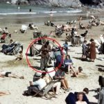 На фото 1940-х годов нашли предполагаемого «путешественника во времени»