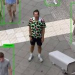 В Германии создали рубашку, которая сбивает с толку камеры с ИИ